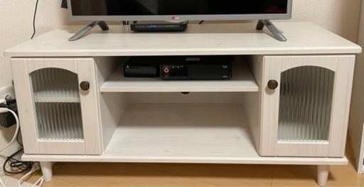 テレビ台　ホワイト　姫系家具