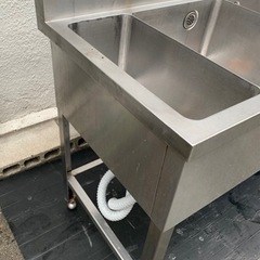 業務用 ソイルド 三槽シンク 1450×600×810 洗い場 流し台 厨房キッチン 台付き 厨房機器 厨房機材 作業台付き 三層 収納 大阪発 食洗機