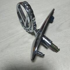 商談中) 日産純正 C33 ローレル 純正ボンネットエンブレム