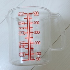 【おまとめ割】【美品】水・米用　計量カップの画像