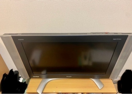 SHARP AQUOS 32型テレビ
