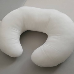 ニトリ 授乳クッションの画像