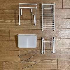 突っ張りタイプ　水切りラック(3月末まで)の画像
