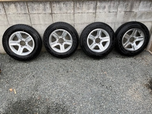 ジムニースタッドレス　値下げ今月迄