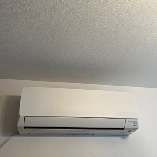 富士通ルームエアコン　AS-J28E-W