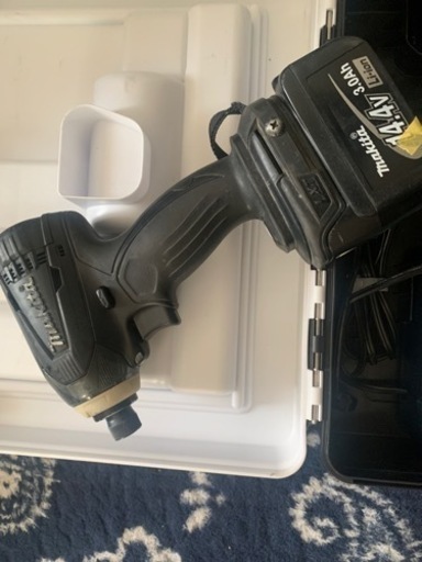 インパクトドライバー　14.4v 最終値下げ