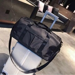 ボストンバック　ワンピース　ボトムス　多数の画像