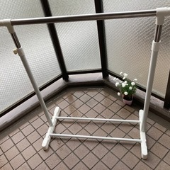 ハンガーラック