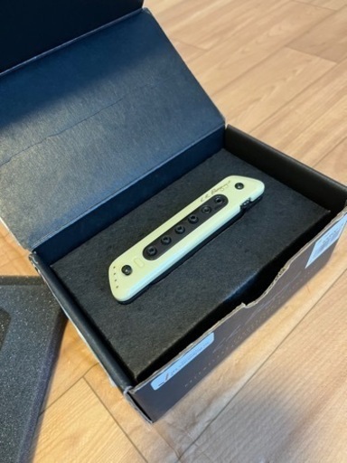 ★売却済み★【使用回数の少ない美品！】L.R.Baggs M80 アコギ用ピックアップ