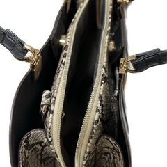 ハンドバッグパイソンの画像