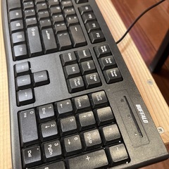 BUFFALO USB接続 有線スタンダードキーボードUS English配列 ブラック BSKBU108ENBK【Windows/PS4対応】の画像