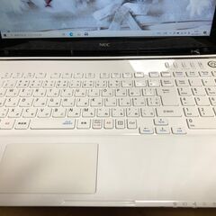 💗限定美麗品・i5第四💗Win11・Win10選択可・Webｶﾒﾗ内蔵・新品爆速SSD240GB/メモリ8GB・人気のエクストラホワイト/Office2021付/15.6ｲﾝﾁ/無線LAN/DVD・CD再生ソフト付　No.2302014の画像