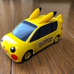 ピカチュウ トミカ