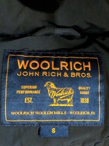 美品　WOOLRICH ダウンベスト