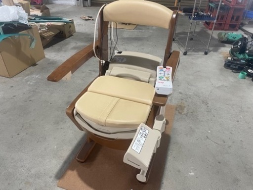 アロン化成 安寿 家具調トイレAR-SA1(シャワピタ) 介護用トイレ