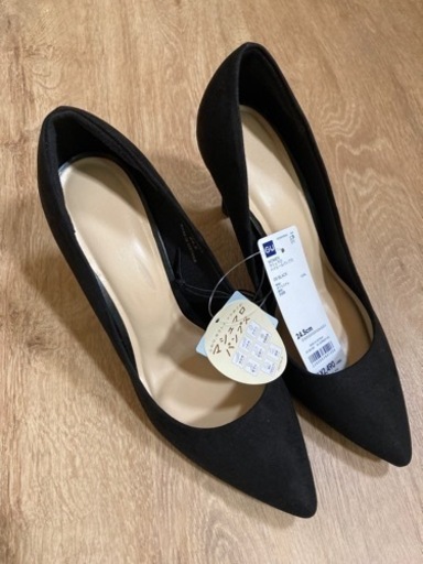 【新品未使用】GU   パンプス　ヒール