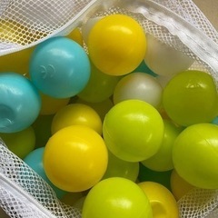 ボール43個と付属のネット譲りますの画像