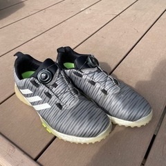 アディダス　ゴルフシューズboa