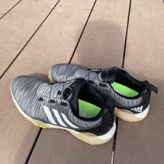 アディダス　ゴルフシューズboaの画像