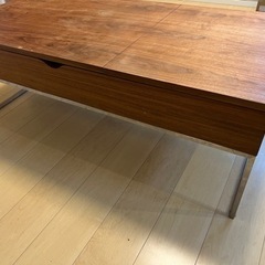 元値10万円　収納付きテーブル