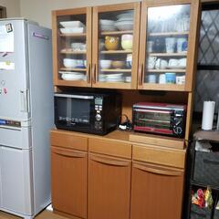 素敵なアクタス食器棚