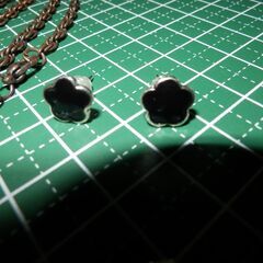 ネックレスとピアス　3点セット　（中古）の画像