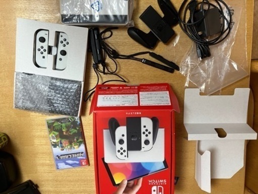 ノジマ3年保証加入 画面新品 任天堂Switch 有機EL ホワイト本体　美品