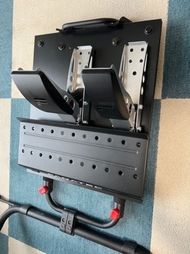 FANATEC DD Pro ファナテック グランツーリスモDD PRO（5Nm）ワンオフペダル固定具　Playseat Challe