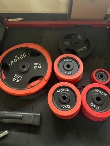 ３月まで、引越しの為処分　バラ売りも相談　ベンチプレス、スクワットセット　スクワット 防音専用マット