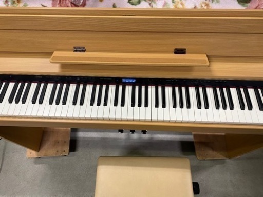 お薦め品‼️美品‼️木製鍵盤‼️BTオーディオ搭載‼️ローランド電子ピアノ DP603 2016年
