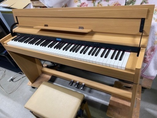 お薦め品‼️美品‼️木製鍵盤‼️BTオーディオ搭載‼️ローランド電子ピアノ DP603 2016年