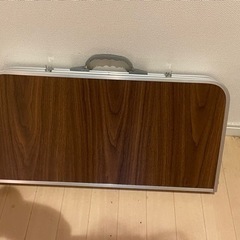 折りたたみ　2段回高さ　テーブルの画像