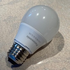 中古 パナソニックLED電球プレミアX(昼白色相当)Ra90 E...