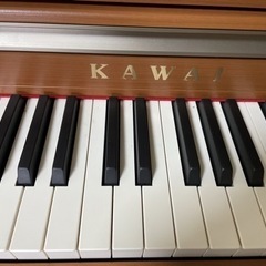 カワイの電子ピアノです。娘が幼稚園でピアノを習った時購入して2年間週一、ニ使ってました（８年前）こちらまで取りに来られる方でお願いいたします。の画像