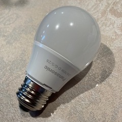 中古 パナソニックLED電球プレミアX(温白色相当)Ra90 E...