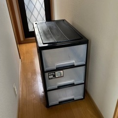 中古　3段　収納ケース　差し上げます。