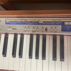 電子ピアノの画像