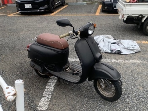 神奈川県藤沢市発。ホンダ　ジョルノ。ほぼ欠品無しの不動車ですが一年放置の不動で鍵、書類も有ります。