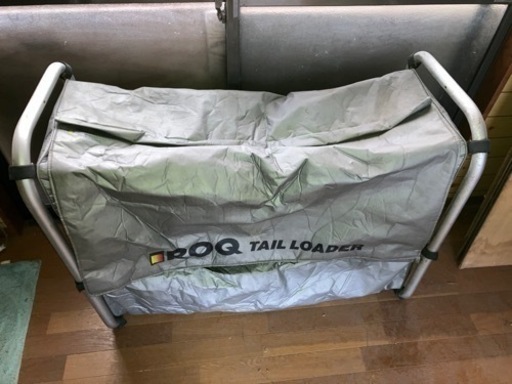 IROQ TAIL LOADER FULL BACK ATTACHMENT(イロークテイルローダーフルバックアタッチメント)