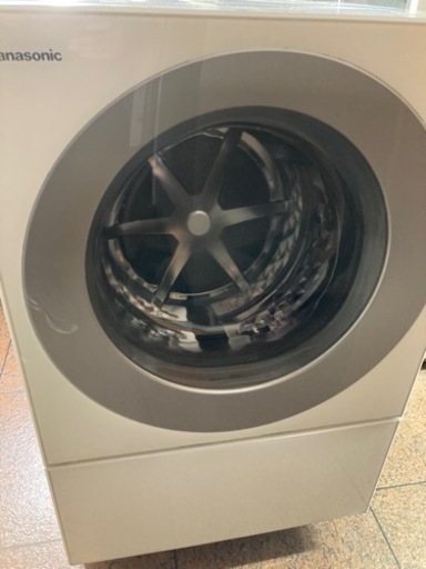 【取引中】ドラム式洗濯機　Panasonic NA-VG700L 2016年製