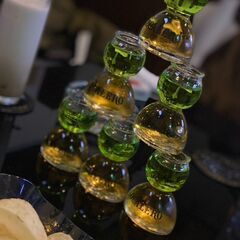 【 オープニング 】バーテンダーアルバイト募集！楽しく仕事しませんか？時給1250～の画像