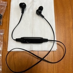 値引きしました！　ELECOM Bluetooth ワイヤレスヘッドホンの画像