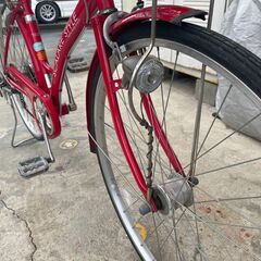 赤い自転車　27インチ　LEDライトの画像