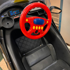 【モノマニア四日市店】ペダルカー　R34 スカイライン　GT-R ライト点灯　おもちゃ　の画像