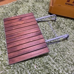 譲り先が決定しました。ARRESÖ バルコニーテーブル(IKEA)つけ外し出来るテーブルの画像