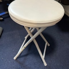 パイプ椅子の画像