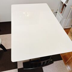 伸長式ダイニングテーブル＆椅子・ベンチ　2-4人用の画像