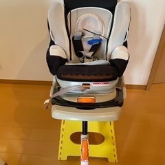 アップリカ　チャイルドシートお譲りします