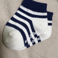 新品未使用　BeBe靴下　9-15センチ