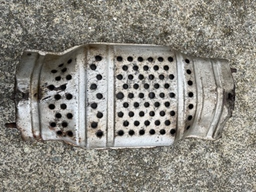 スカイライン　ER34 GT-T 純正触媒